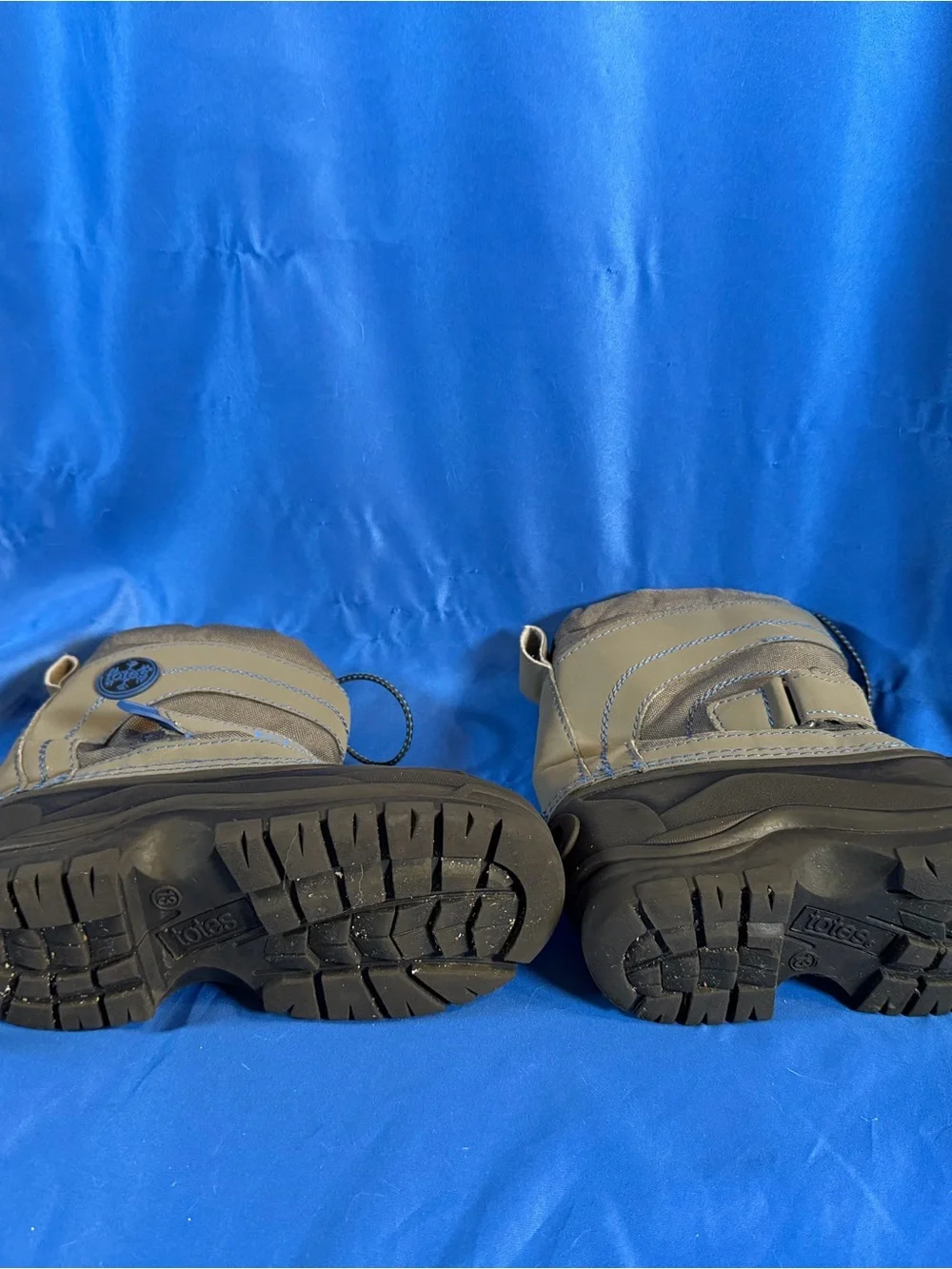 totes Kids Gray and Black Waterproof Snow Boots